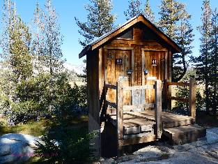 john-muir-trail-toilet22-day26  Long Meadow-Sunrise w.jpg (612059 bytes)